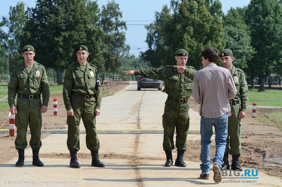 Комендантская группа. Начальник военной полиции вс РФ. Форма военной полиции России. Военная комендатура форма. Гарнизонная Военная полиция.